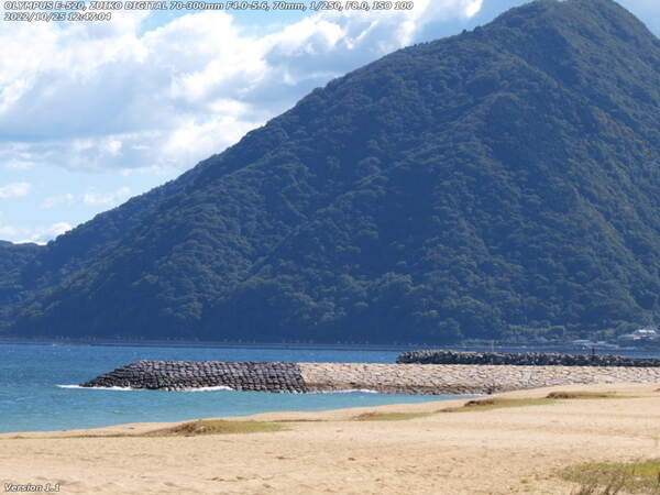 餅ヶ浜緑地(別府市) 広角端 : 高崎山