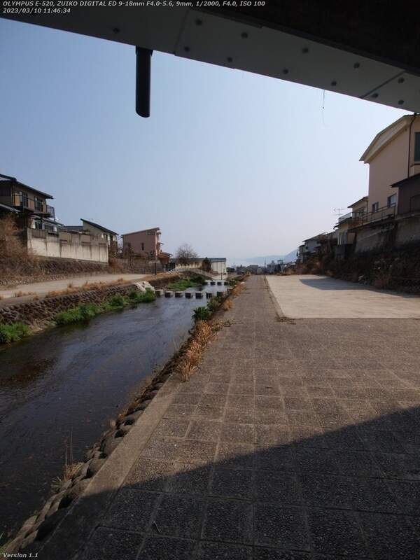 境川(別府市) 古戦場橋の下から海を望む