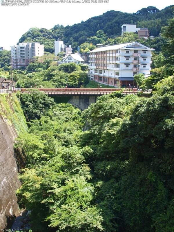 観海寺(別府市) 観海寺橋とホテル・旅館街