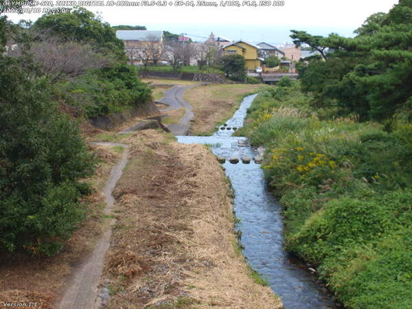 境川(別府市) イナコスの橋からの下流の眺め