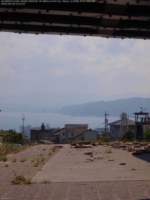 境川(別府市) 古戦場橋をくぐる