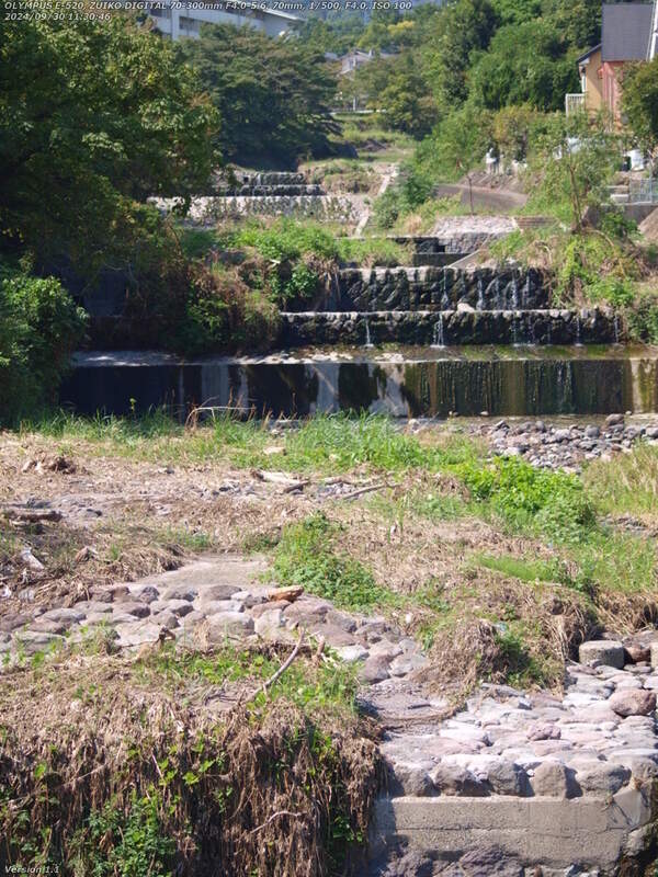 境川(別府市) イナコスの橋からの上流の眺め