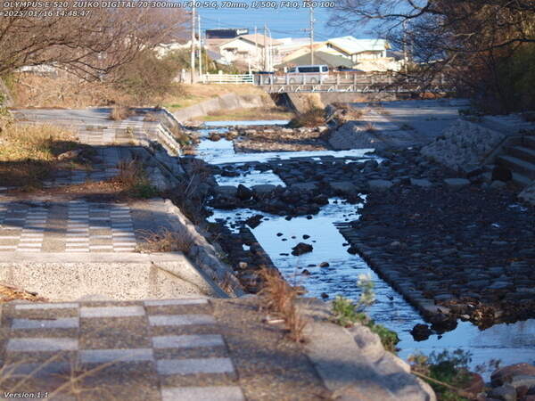 境川(別府市) 西別府橋が見えてきた
