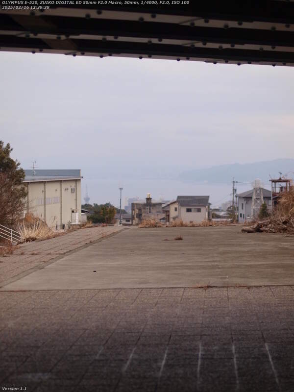 境川(別府市) 古戦場橋の下から眺める別府湾