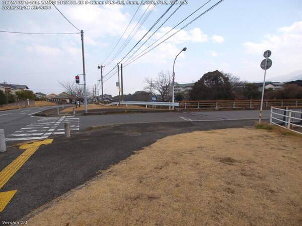 扇山町(別府市) 横断歩道で西別府橋を越える