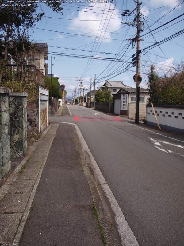 南立石生目町(別府市) 生目町の住宅地を境川方面へ歩く