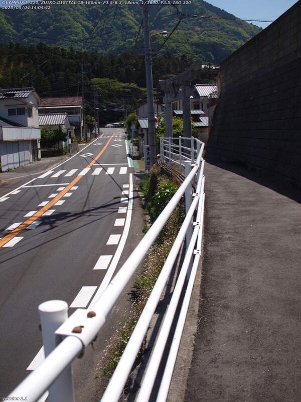南立石生目町(別府市) 52号線の旧道を上る