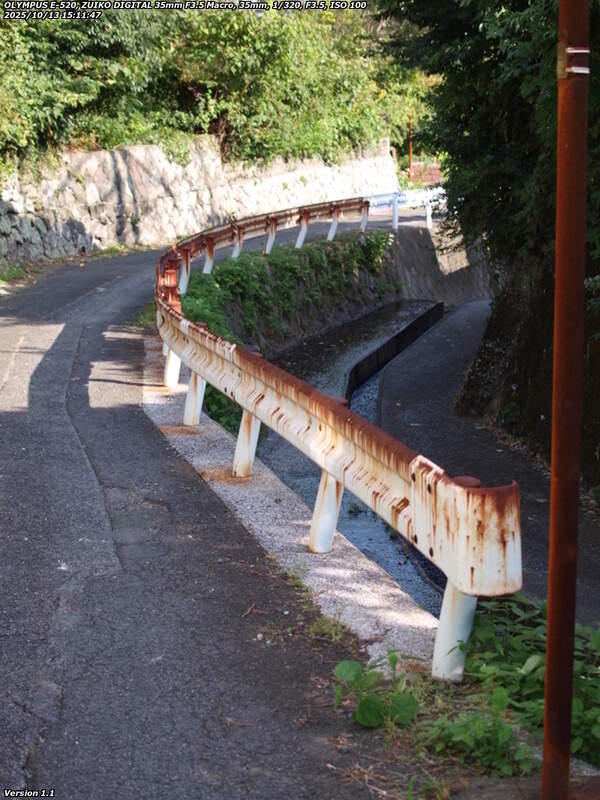 南立石板地町(別府市) 板地町を板地川沿いに下る