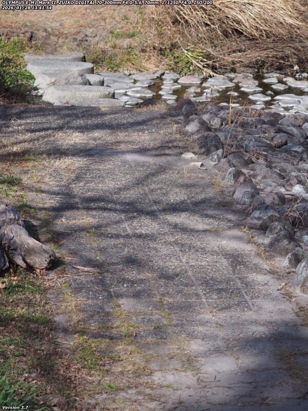 南立石公園町(別府市) 西別府団地の手前の階段で河川敷へ