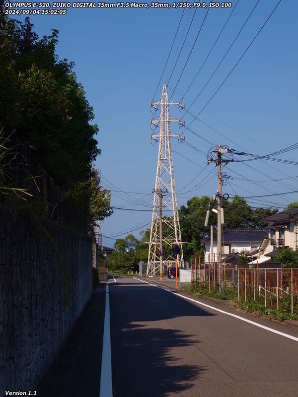 南立石二区(別府市) 西別府団地脇の道路で境川へ向かう